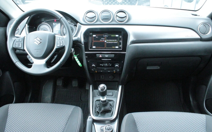 Suzuki Vitara cena 102900 przebieg: 19328, rok produkcji 2023 z Przedbórz małe 326